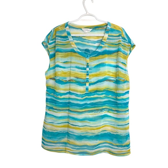 Northern Reflections light, airy, flowing, opaque sleeveless top. - Picture 1 of 12